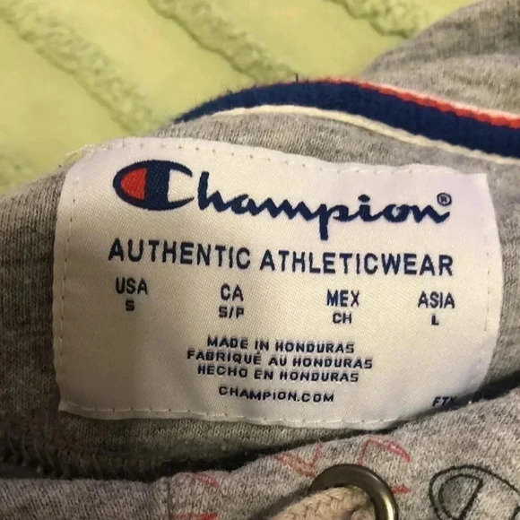 Champion hooded sweatshirt - Picture 8 of 8